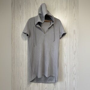 Cable & Gauge Gray Short Sleeve Hoodie Tunic Dress Size L LNC